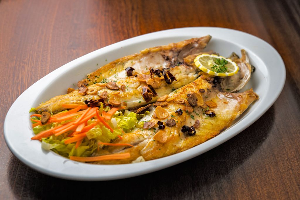 Lubina a la bilbaína en Restaurante El Buey Madrid